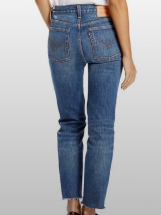 Levi's Denim - EUC Rare/Discontinued Levi's White Cone Wedgie Jeans (26)